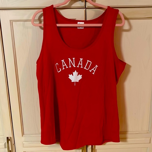 ATC Tops - A red Canada tank top in 2XL in Womens